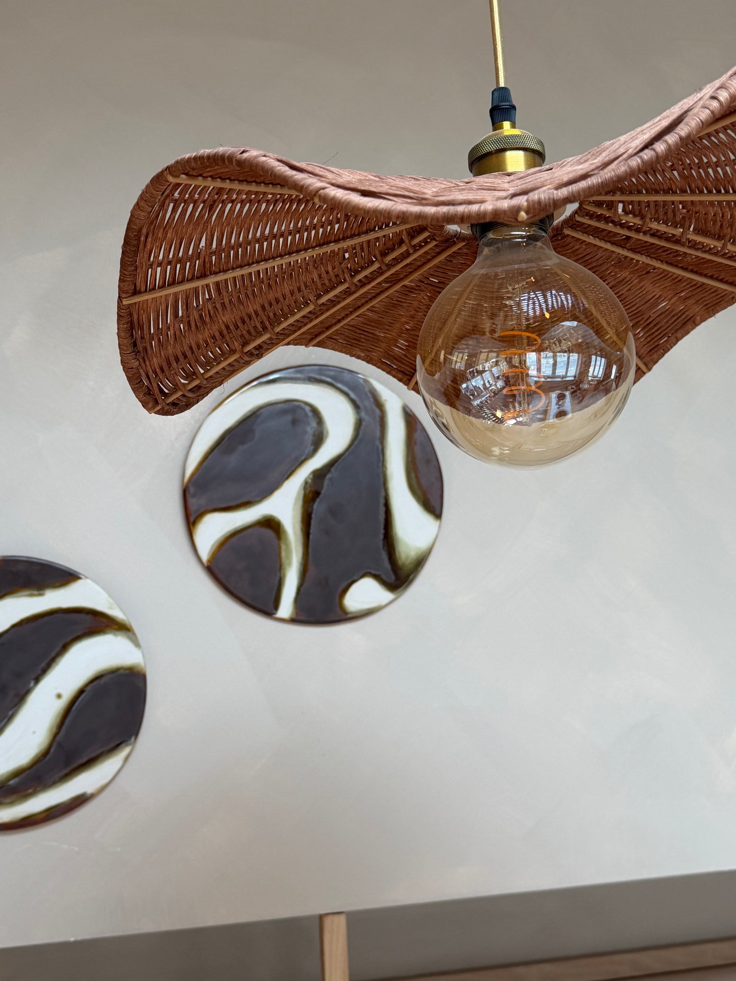 Roe wall hanging
